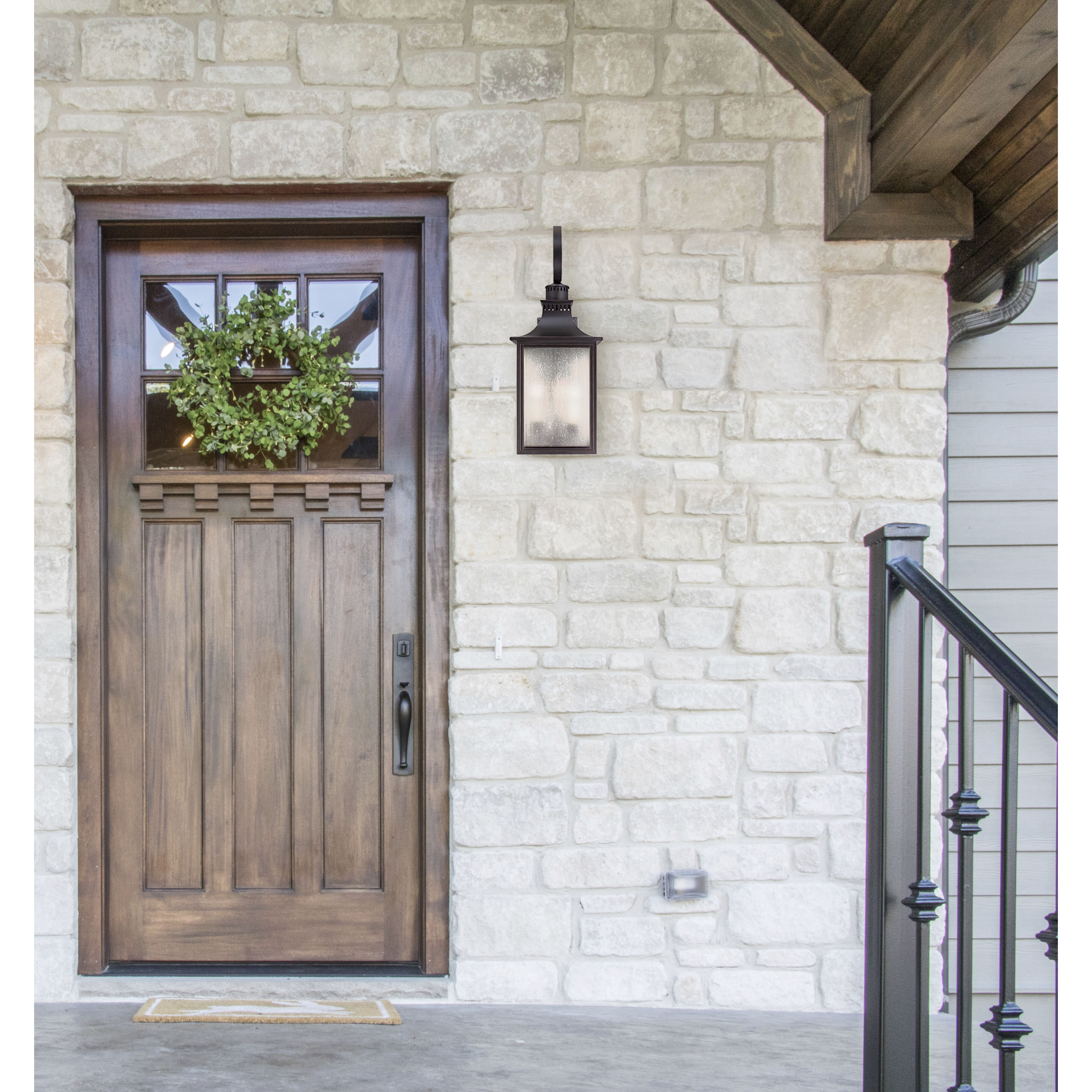 Monte Grande Outdoor Wall Lantern in English Bronze